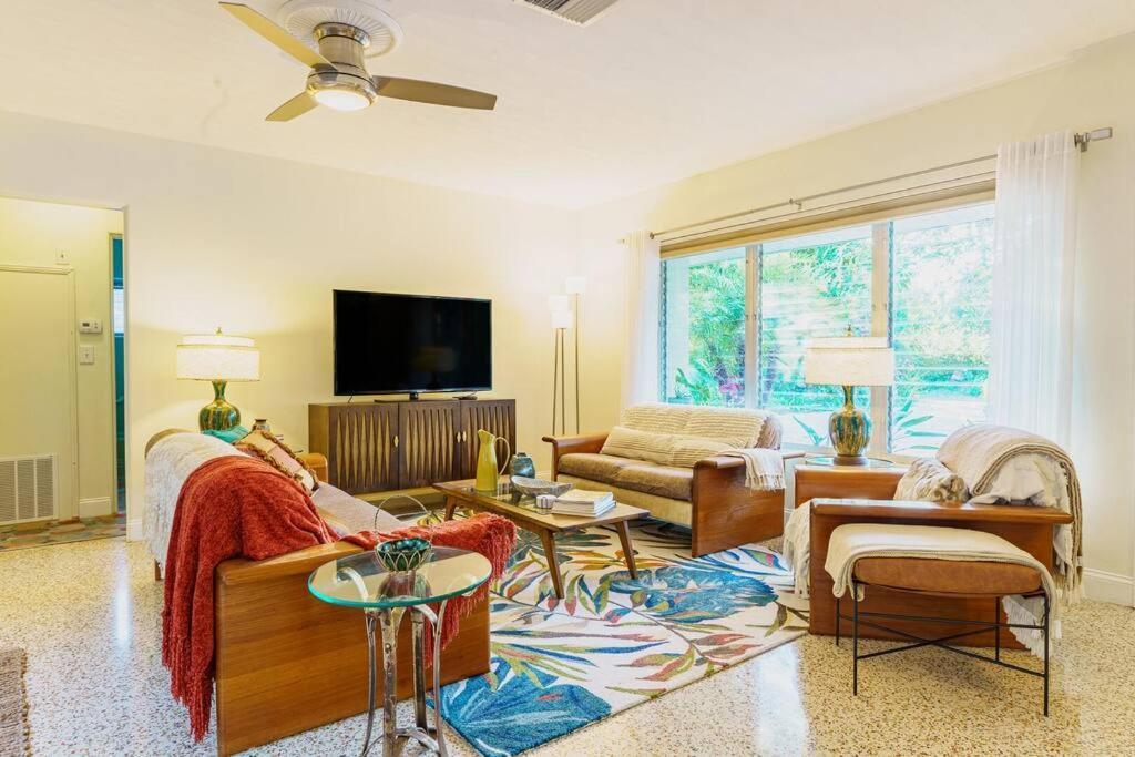 Beautiful Glam Mid-Century 1 Block From Sarasota Bay With Firepit Villa Eksteriør bilde