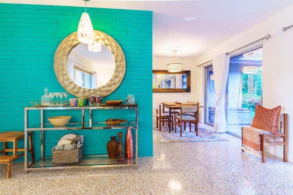 Beautiful Glam Mid-Century 1 Block From Sarasota Bay With Firepit Villa Eksteriør bilde