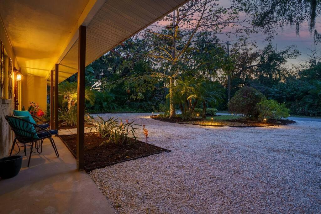 Beautiful Glam Mid-Century 1 Block From Sarasota Bay With Firepit Villa Eksteriør bilde