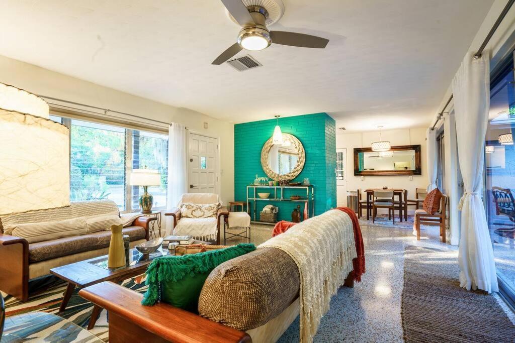 Beautiful Glam Mid-Century 1 Block From Sarasota Bay With Firepit Villa Eksteriør bilde