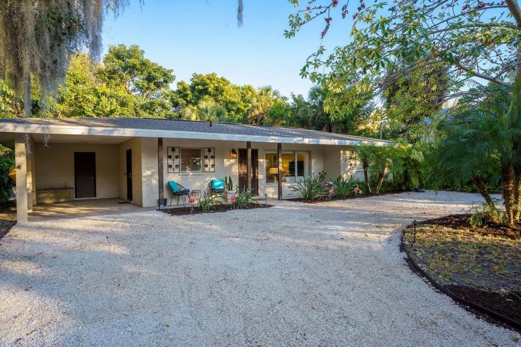 Beautiful Glam Mid-Century 1 Block From Sarasota Bay With Firepit Villa Eksteriør bilde